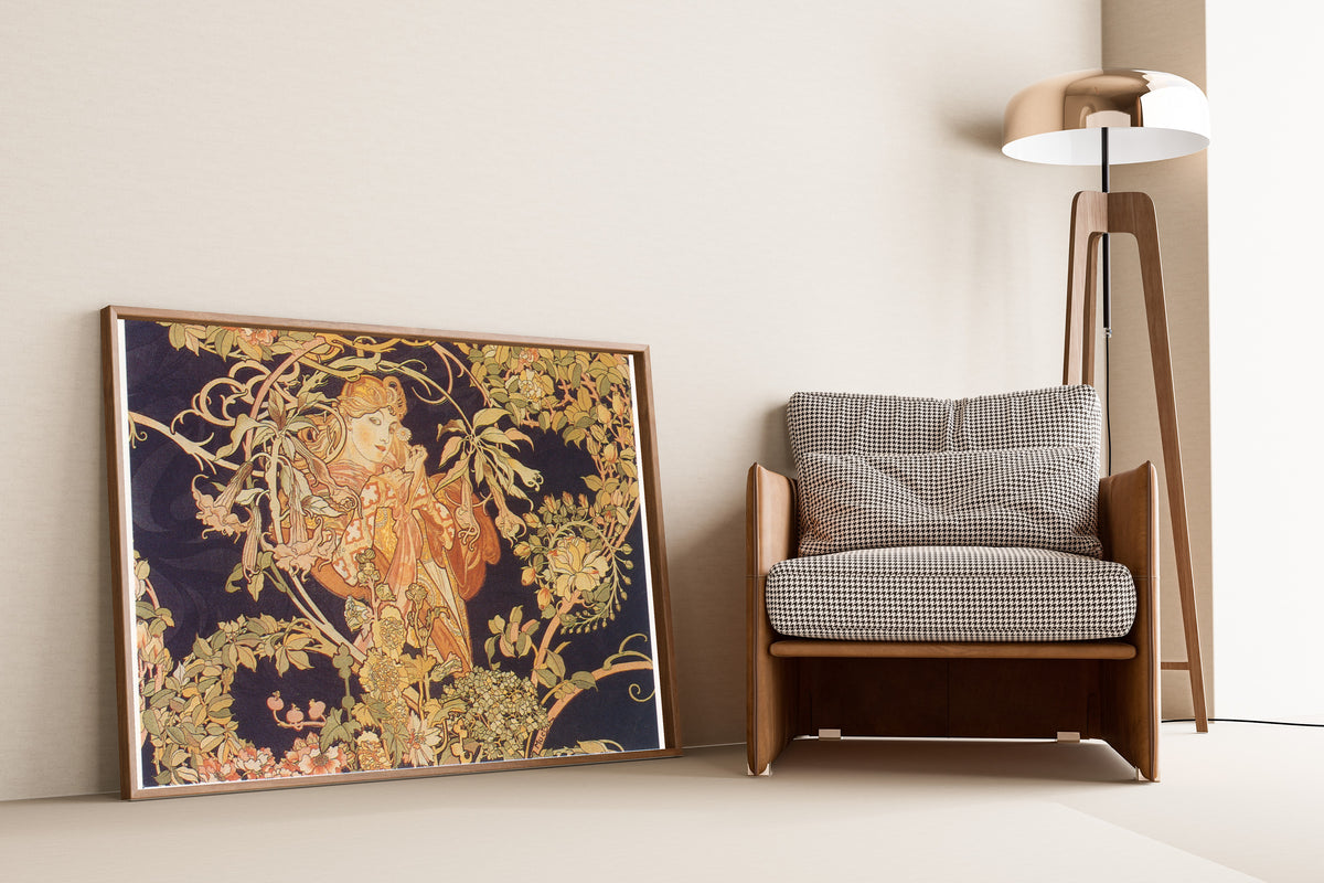 Alphonse Mucha — Woman with Daisy | Art Nouveau Print