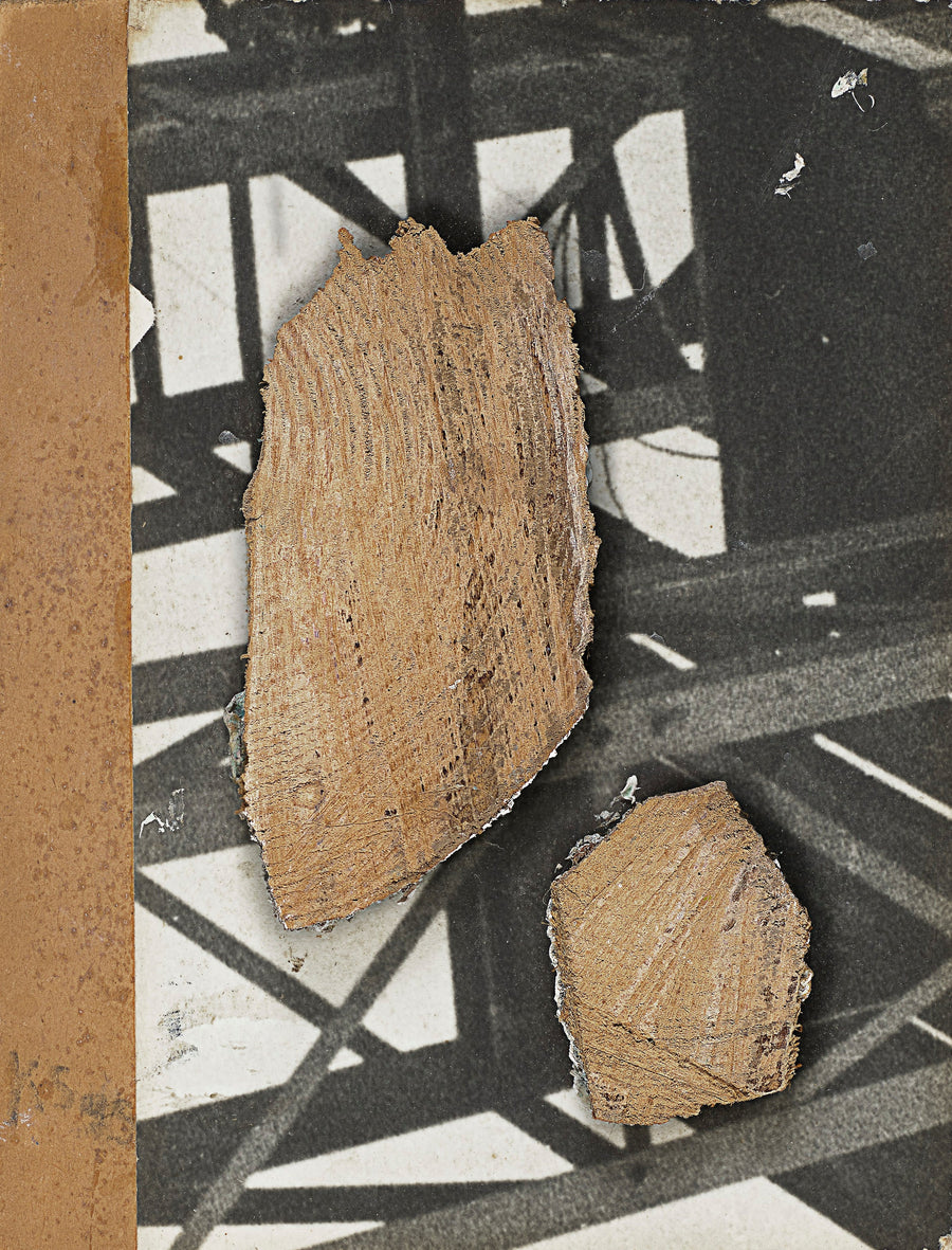 Kurt Schwitters — Ohne Titel (Mit Stahlträgerkonstruktion) | Fine Art Print shown to scale on a wall above a sofa